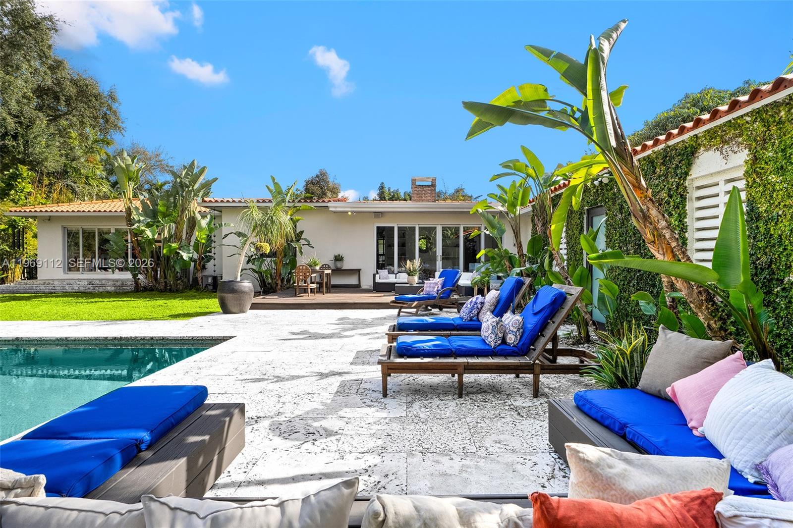 575 Hibiscus Ln Miami, FL 33137