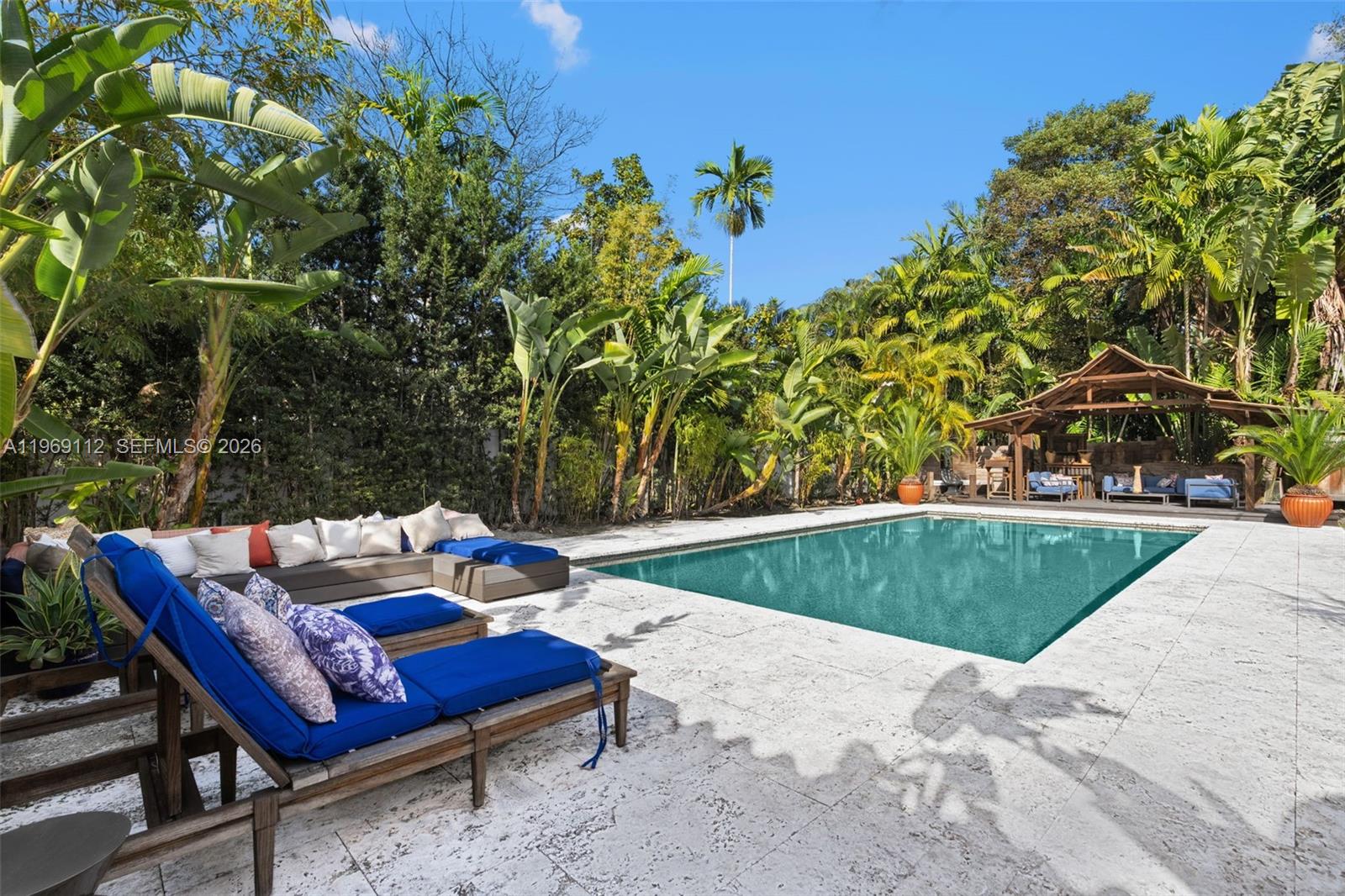 575 Hibiscus Ln Miami, FL 33137