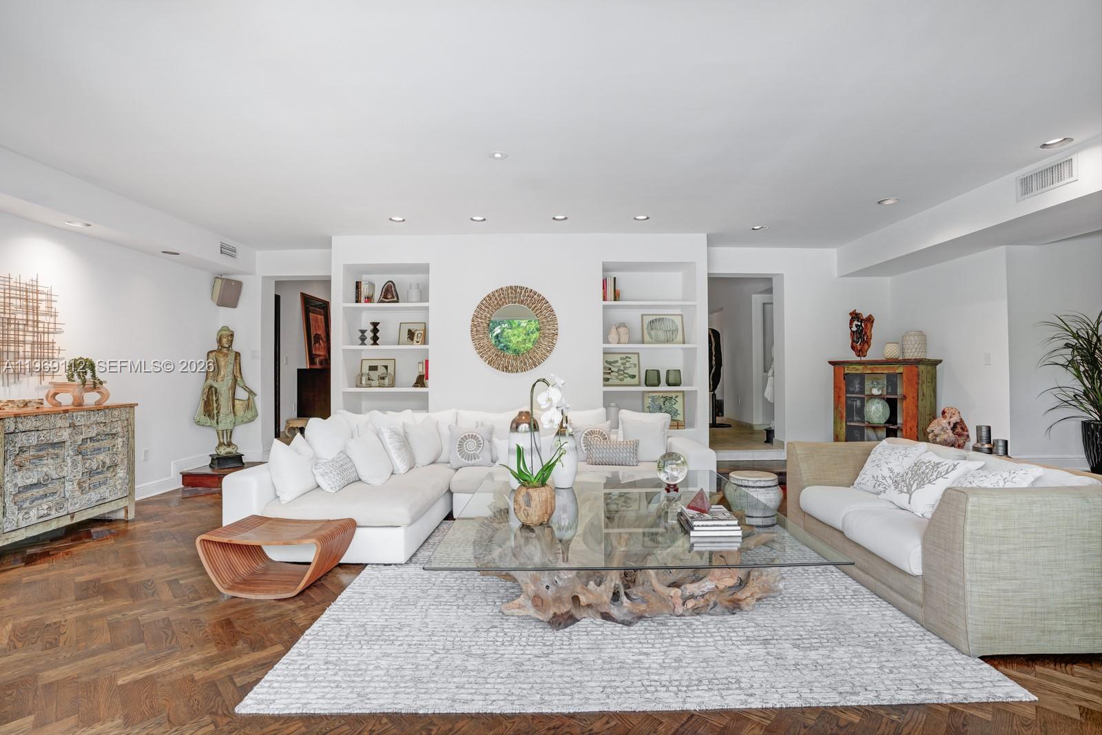 575 Hibiscus Ln Miami, FL 33137