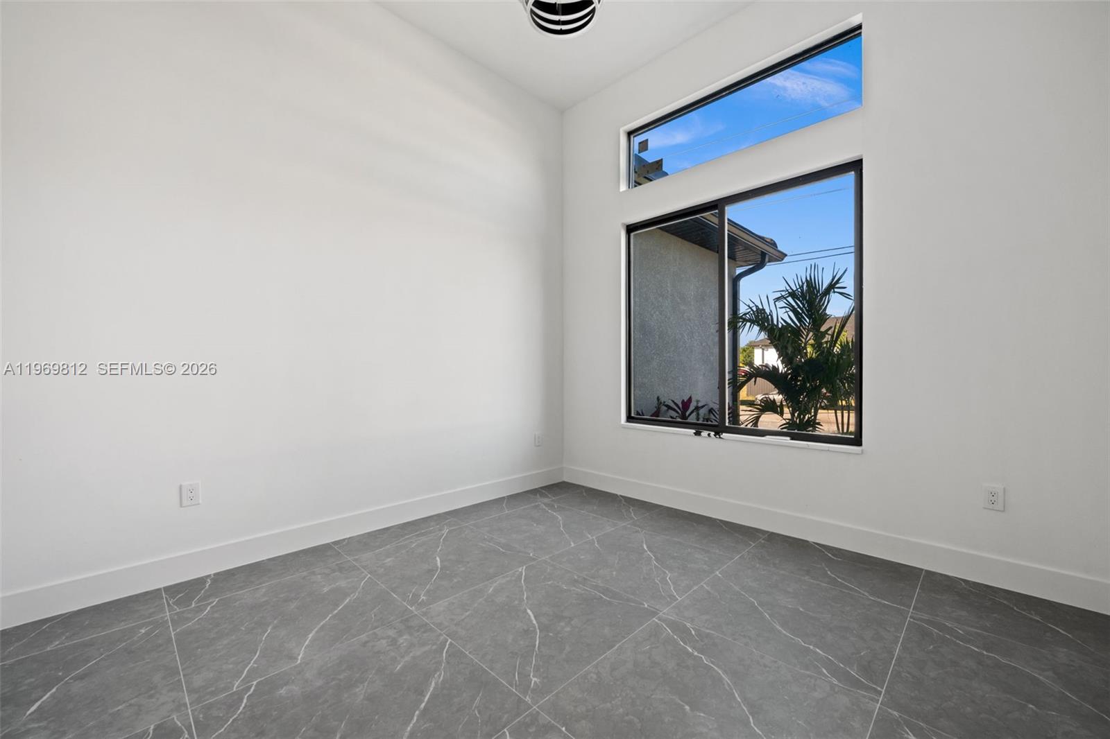 109 SW 37th Pl Cape Coral, FL 33991