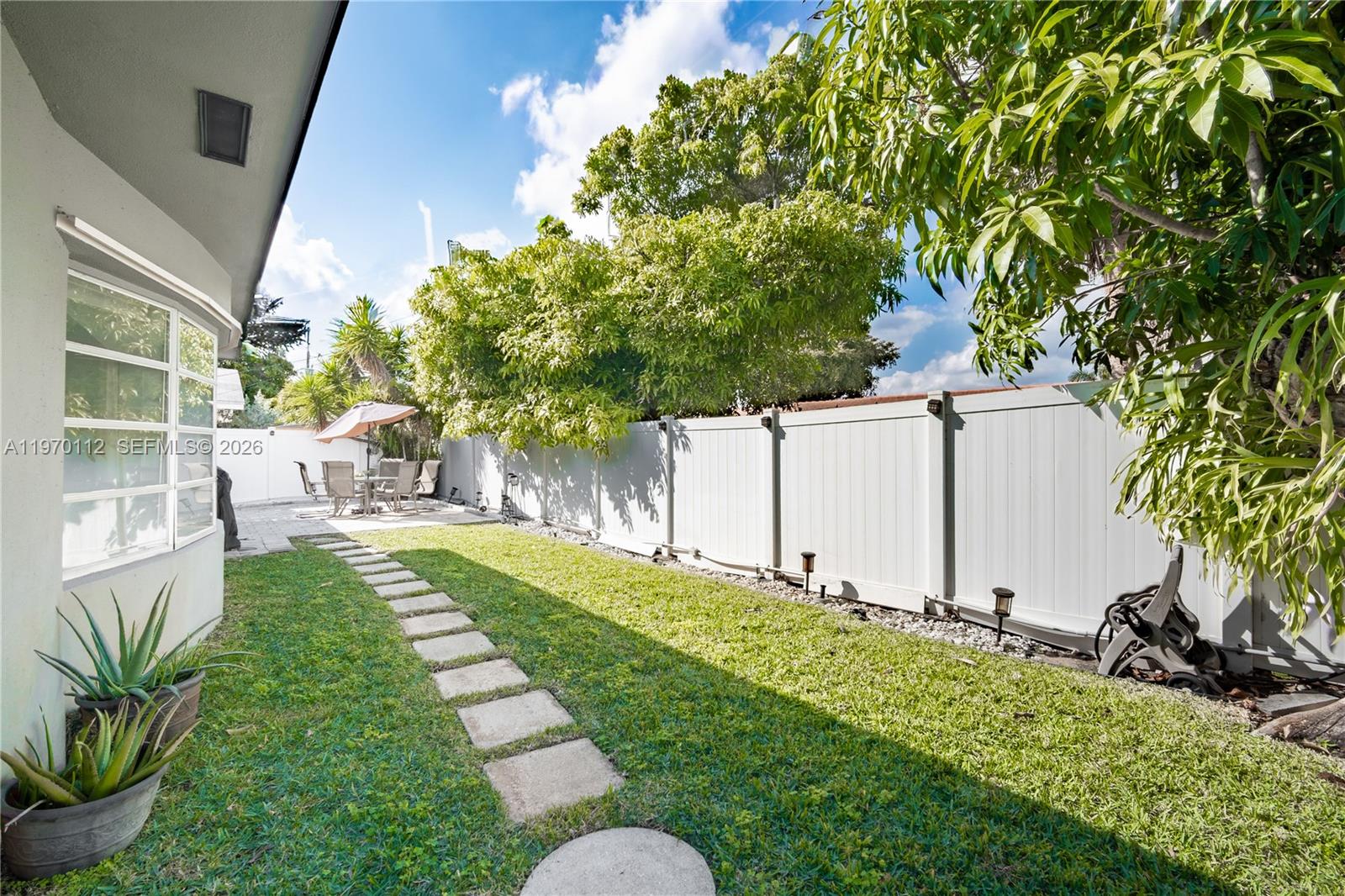 2121 NE 62nd St Fort Lauderdale, FL 33308