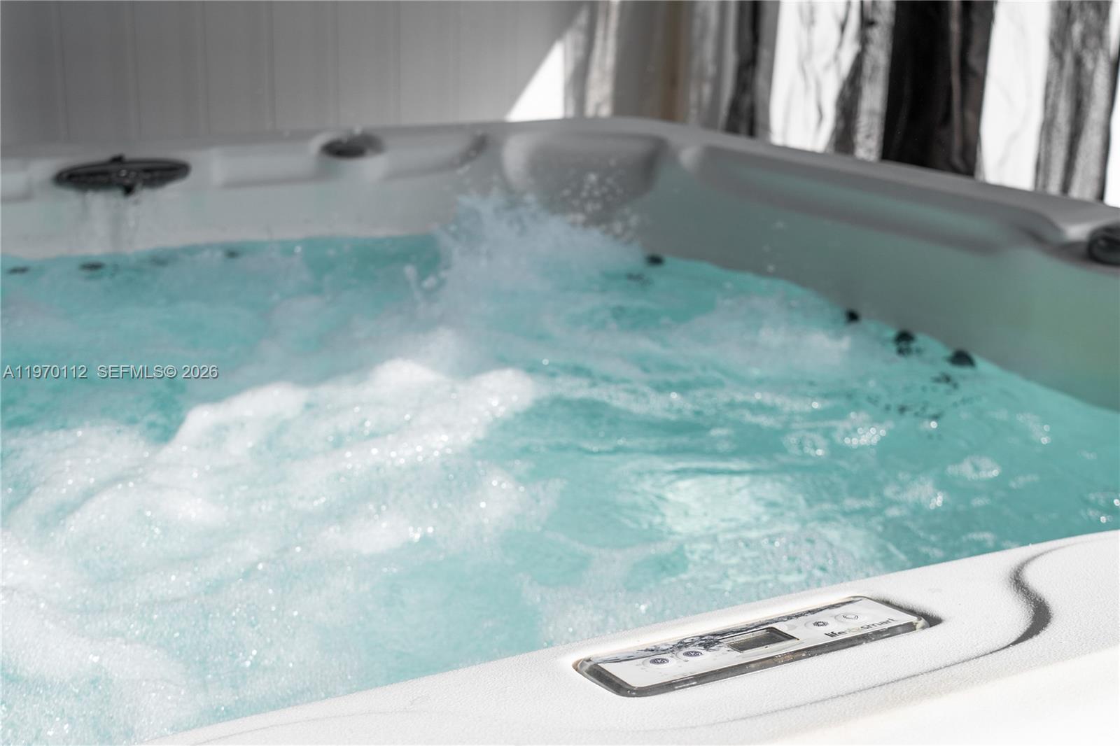 2121 NE 62nd St Fort Lauderdale, FL 33308