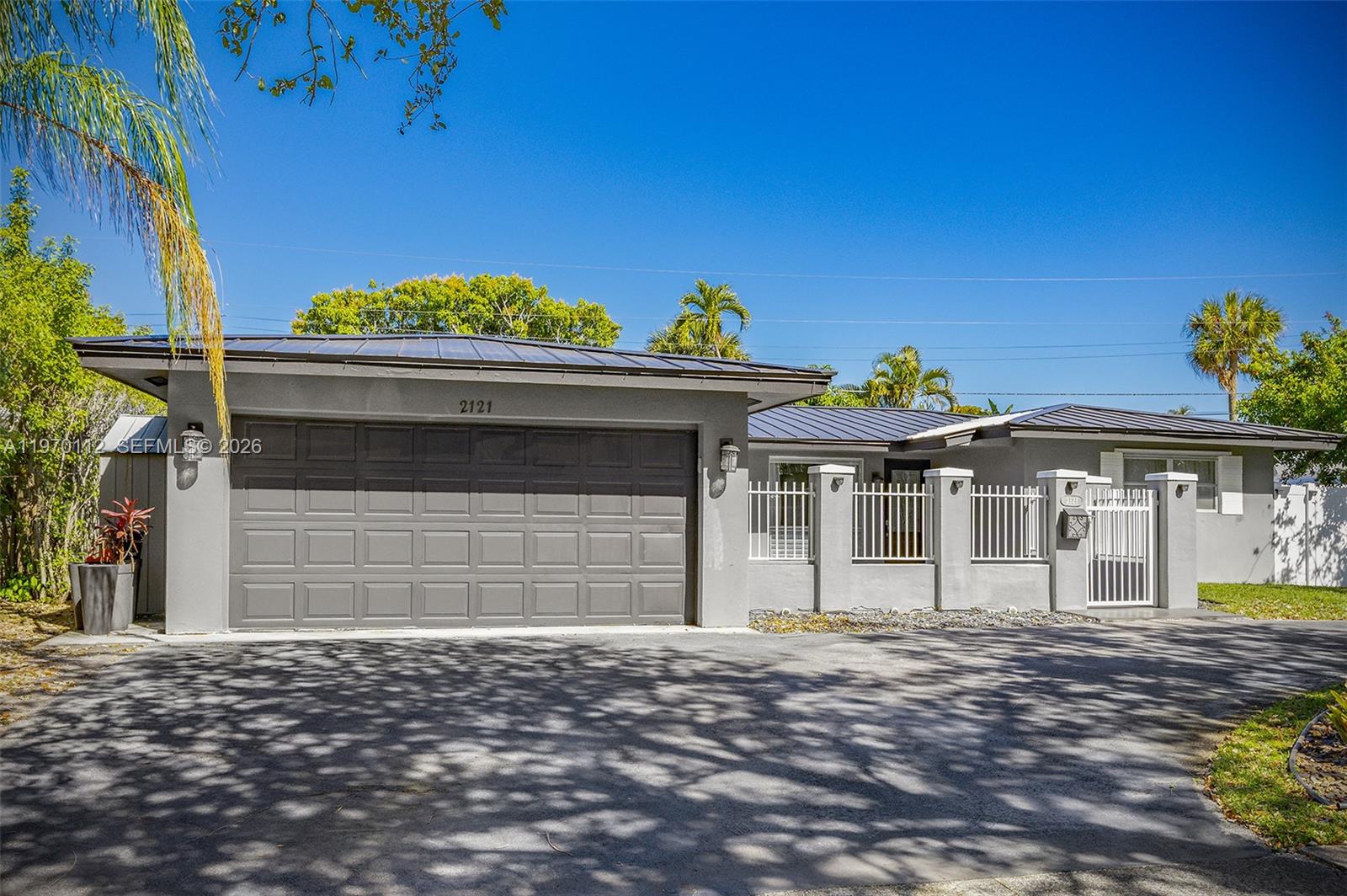 2121 NE 62nd St Fort Lauderdale, FL 33308