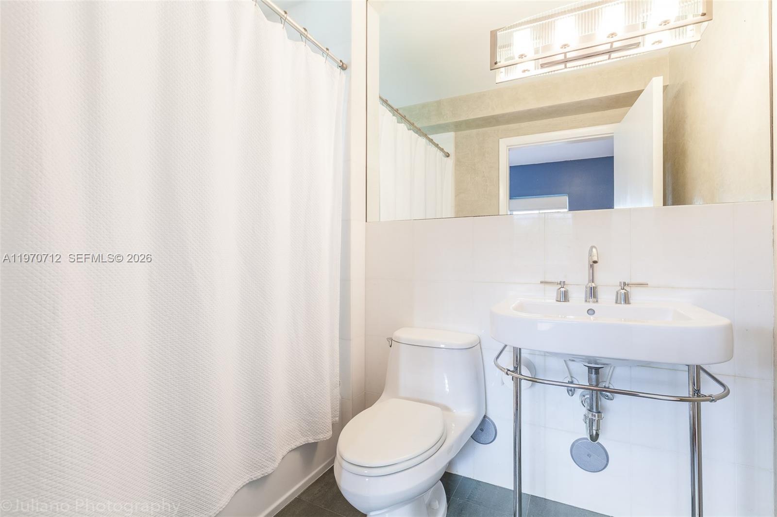 911 3rd St #1 Miami Beach, FL 33139