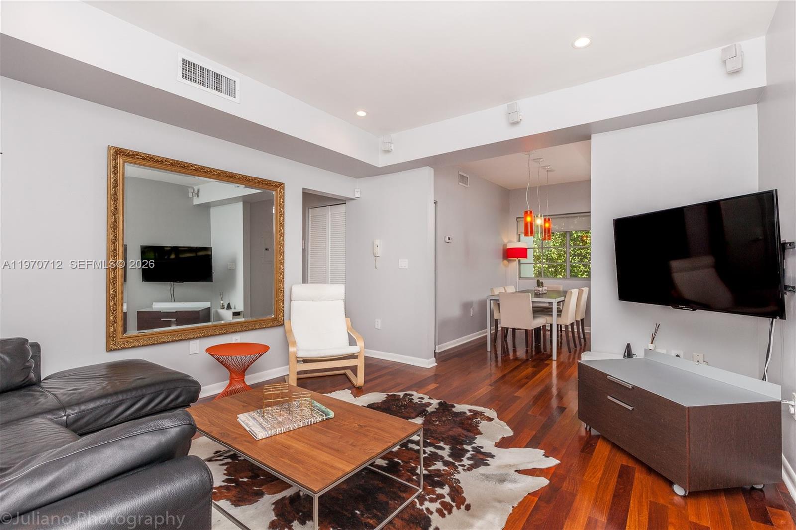 911 3rd St #1 Miami Beach, FL 33139