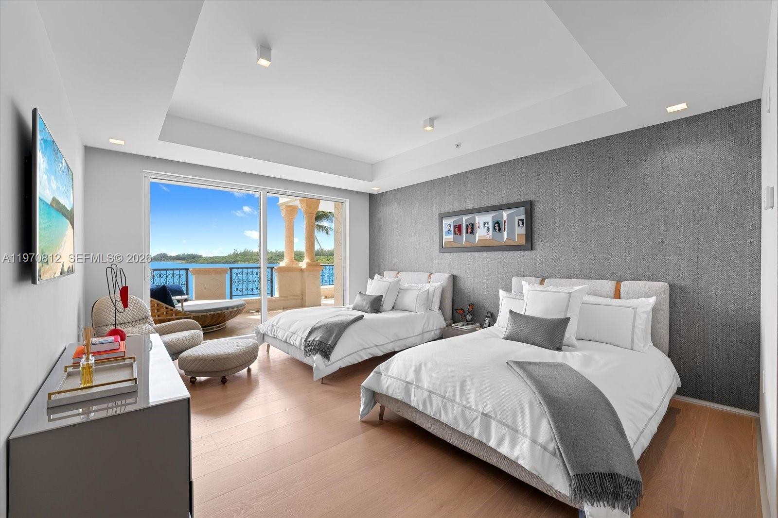 4921 Fisher Is Dr #4921 Miami Beach, FL 33109