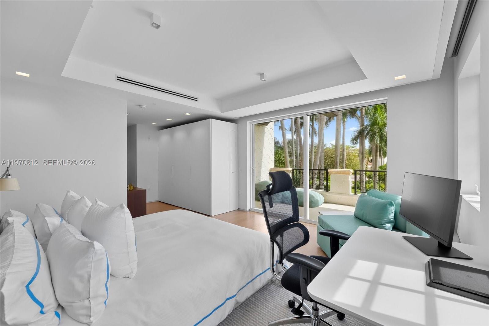 4921 Fisher Is Dr #4921 Miami Beach, FL 33109