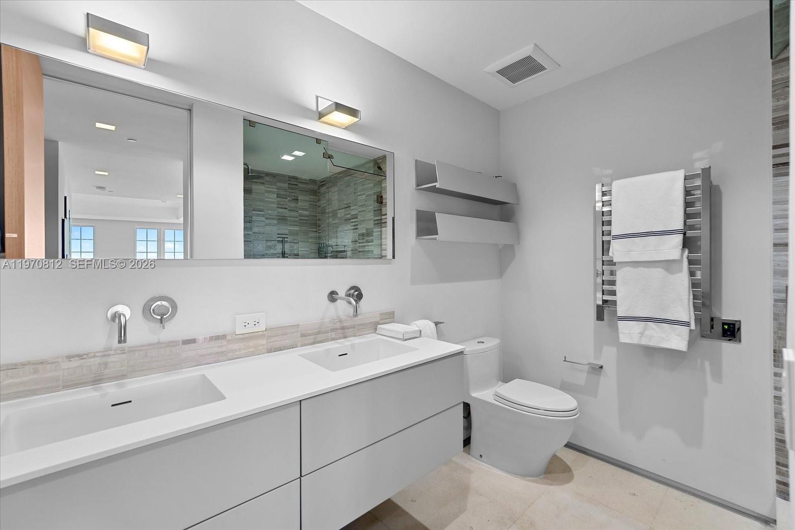 4921 Fisher Is Dr #4921 Miami Beach, FL 33109