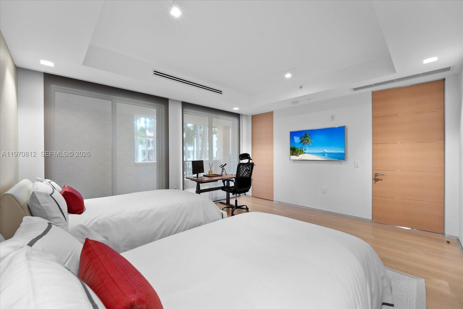 4921 Fisher Is Dr #4921 Miami Beach, FL 33109