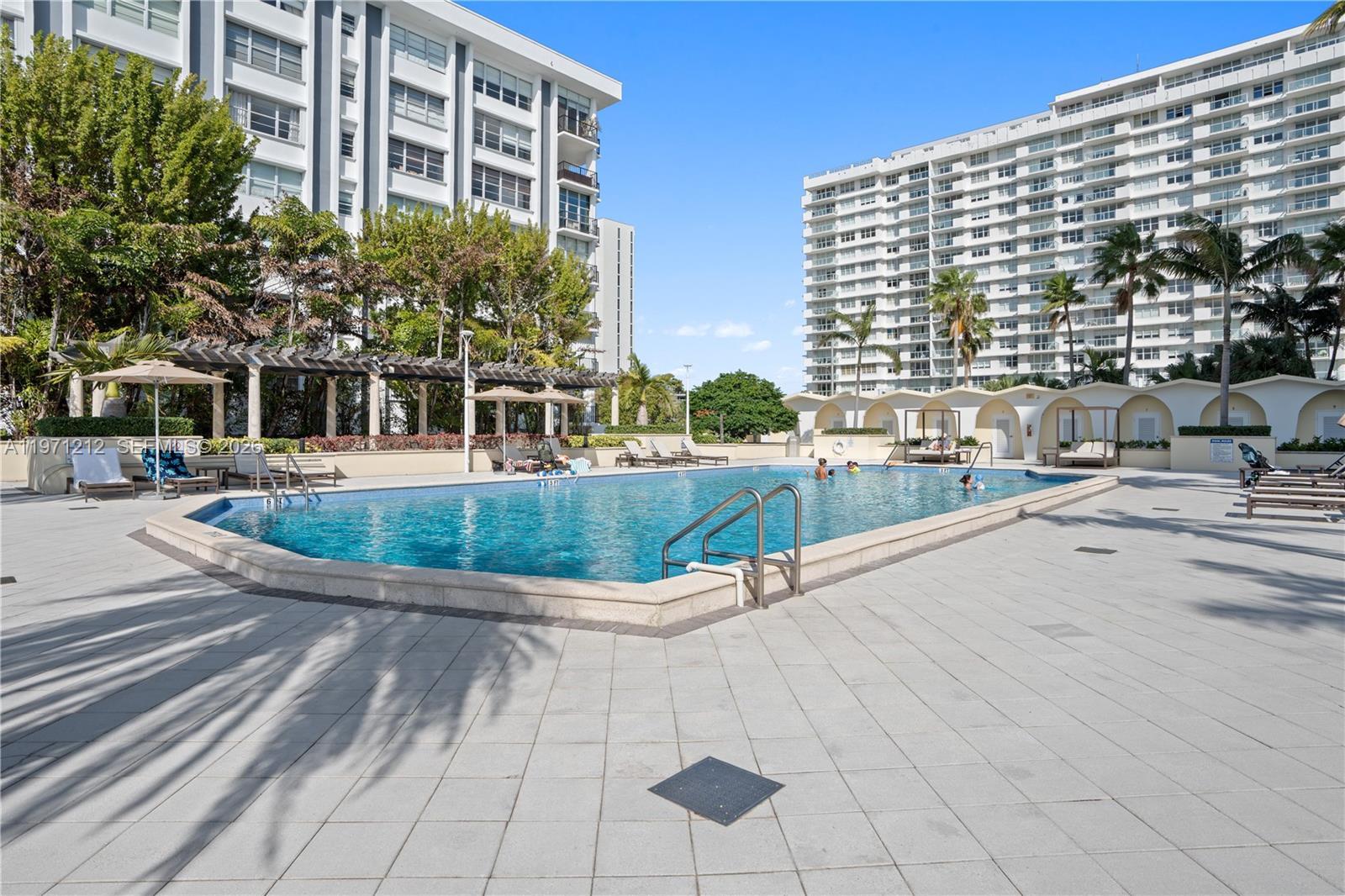 5600 Collins Ave #16Y Miami Beach, FL 33140