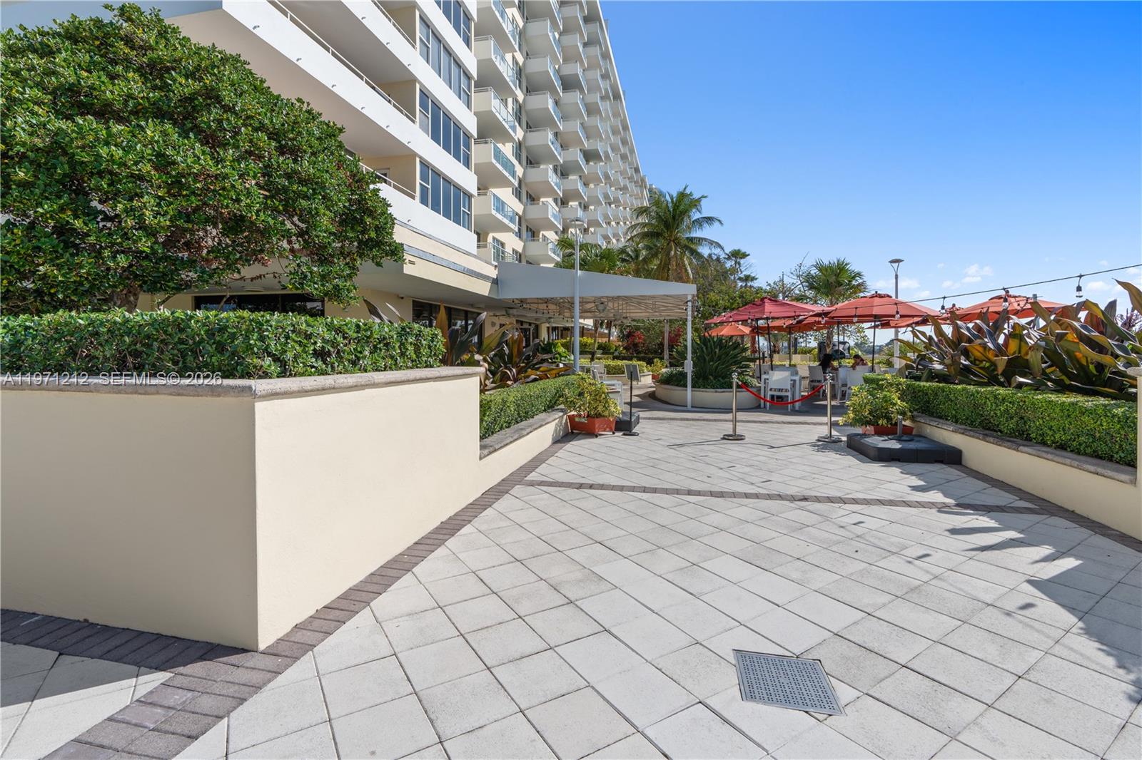 5600 Collins Ave #16Y Miami Beach, FL 33140