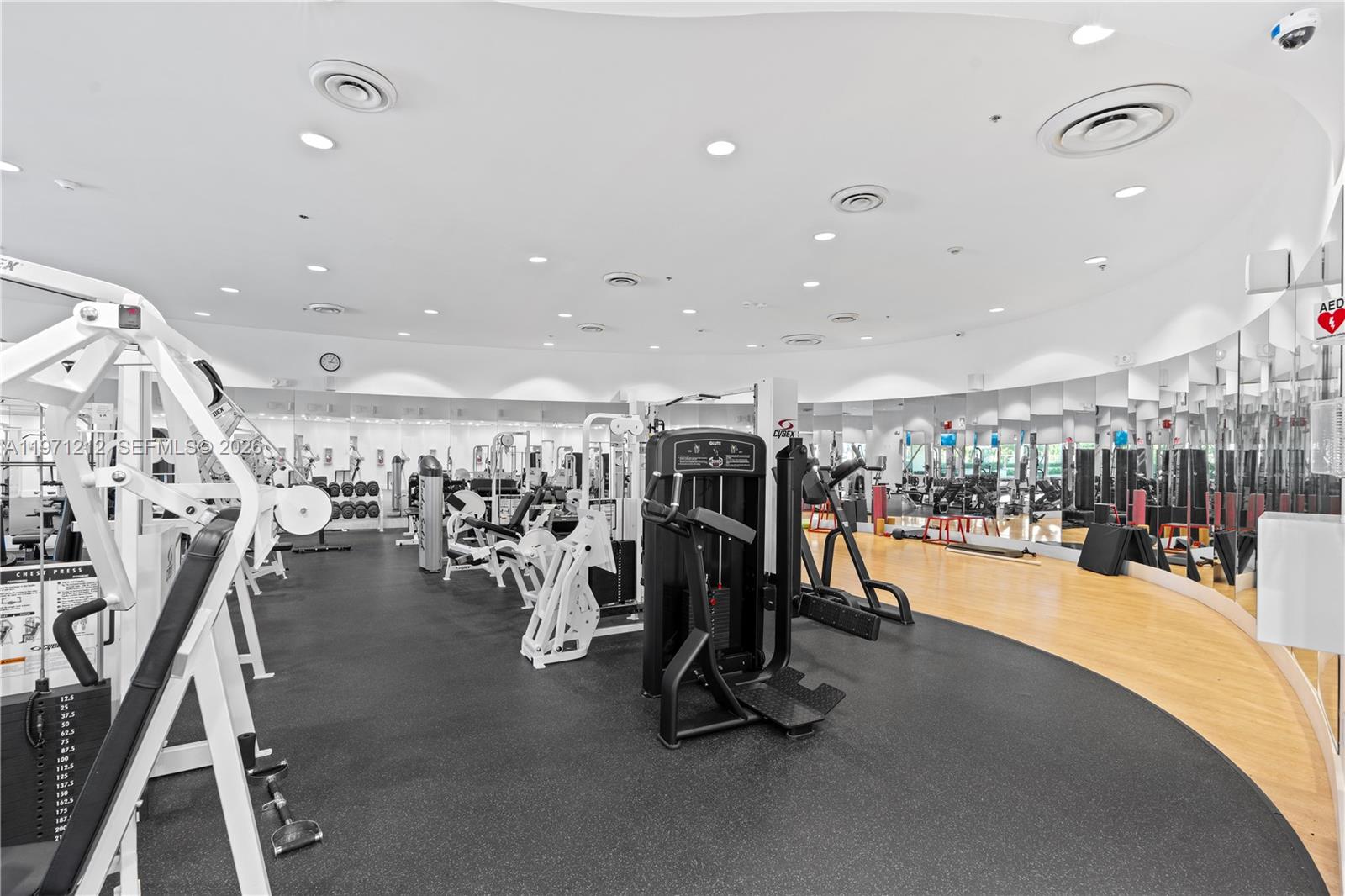 5600 Collins Ave #16Y Miami Beach, FL 33140