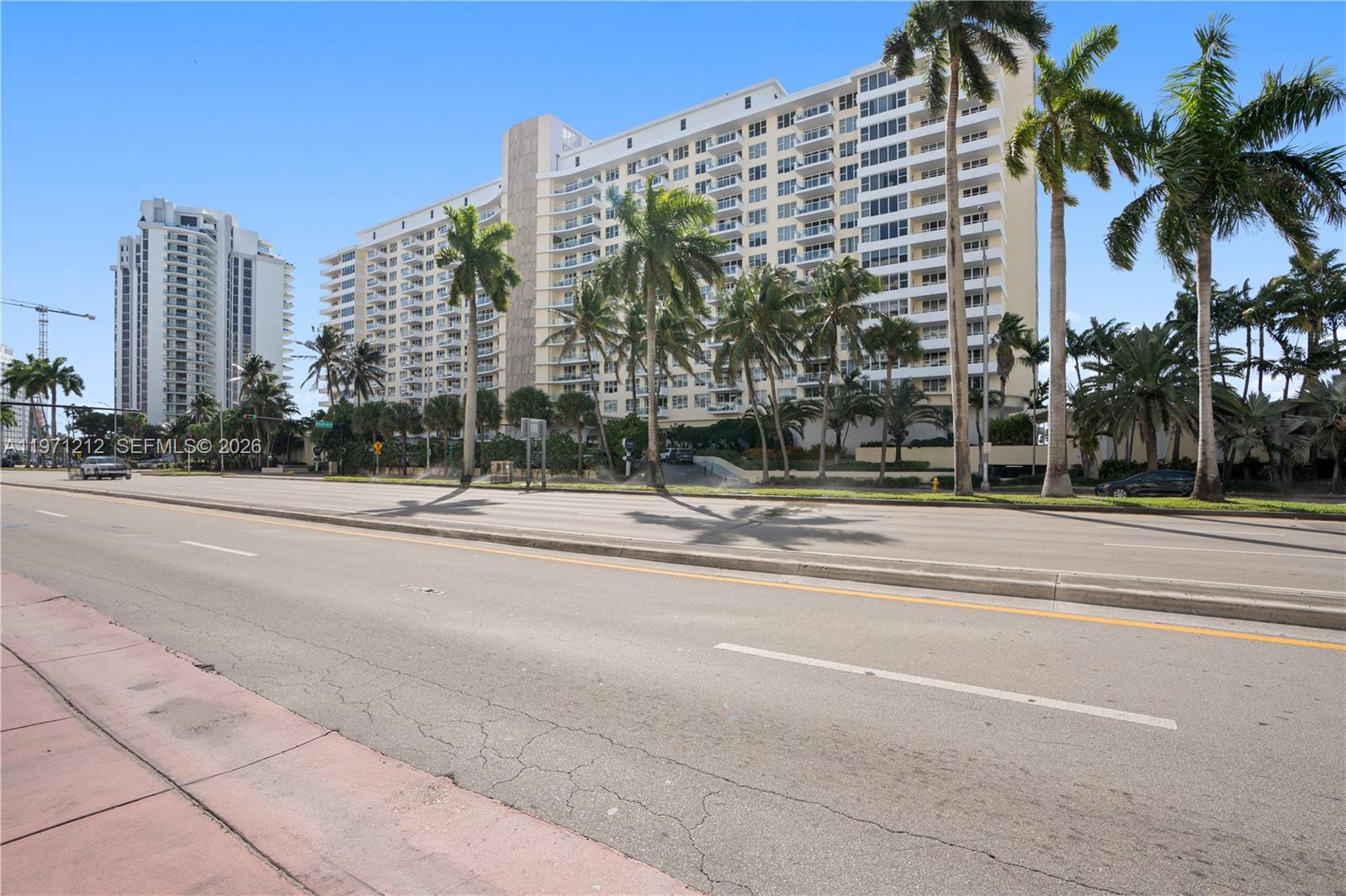 5600 Collins Ave #16Y Miami Beach, FL 33140