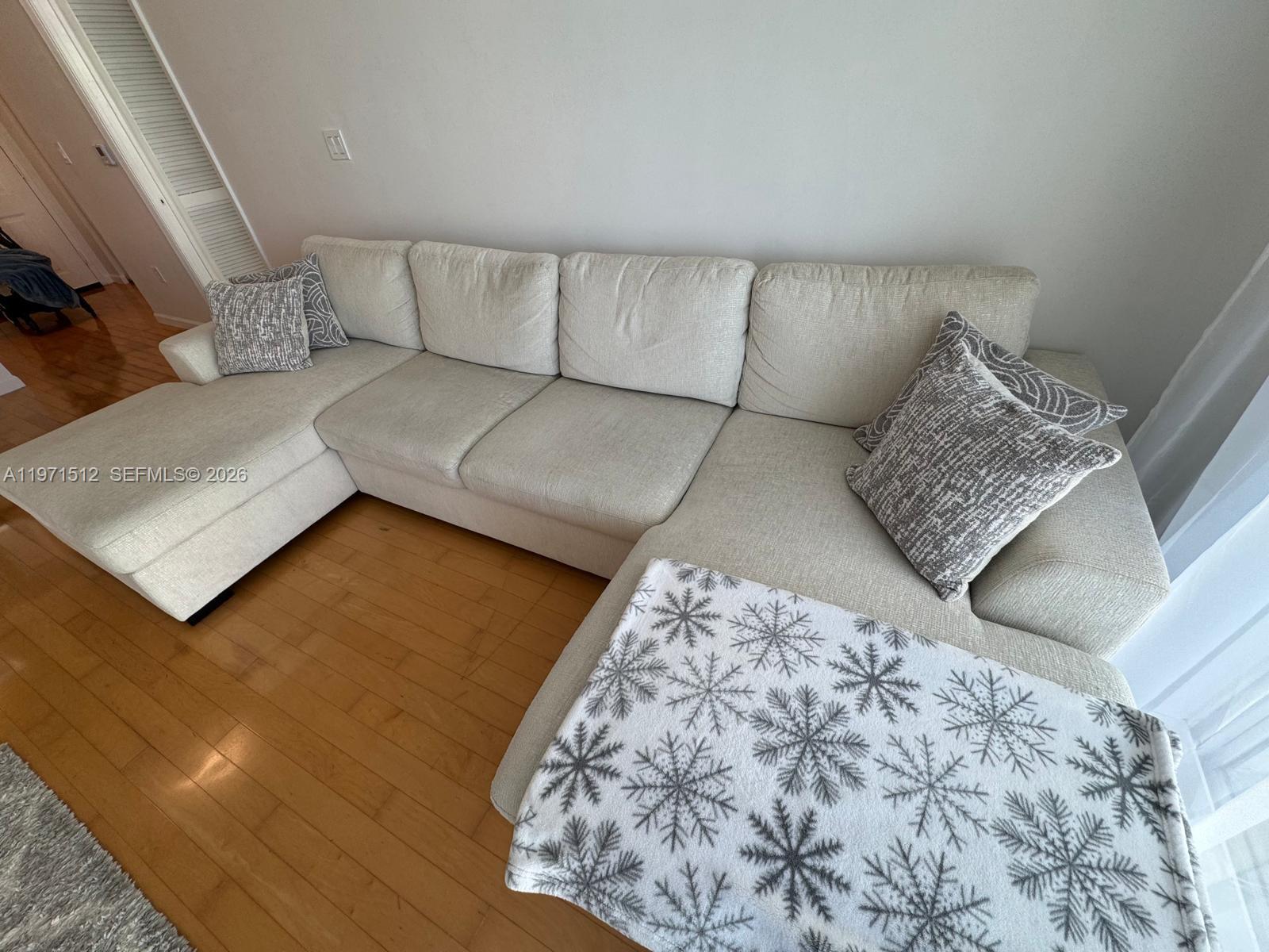 image The Mark on Brickell6