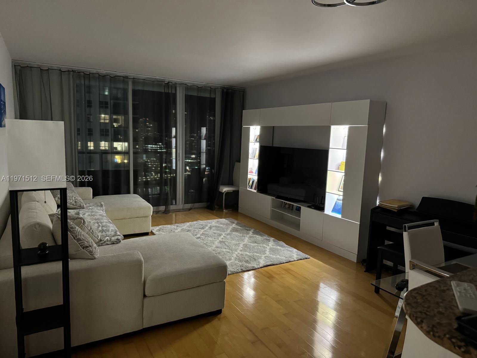 image The Mark on Brickell7