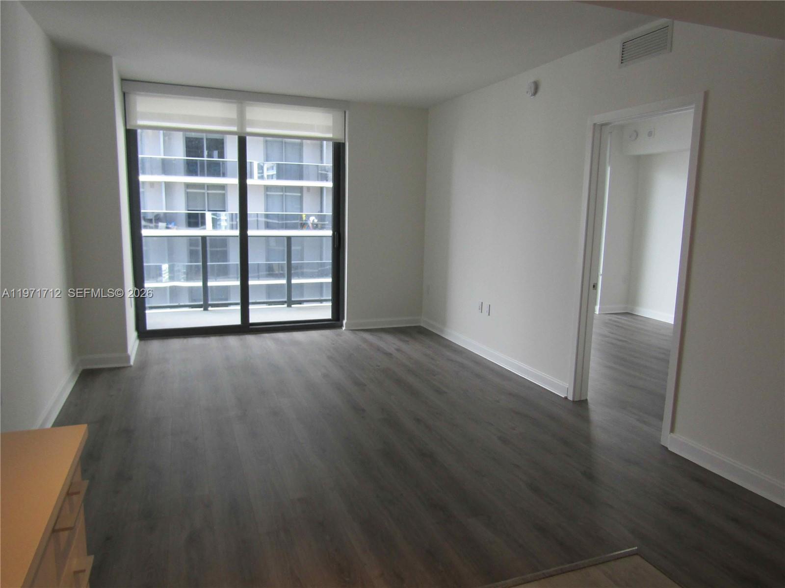 image Brickell Heights East9