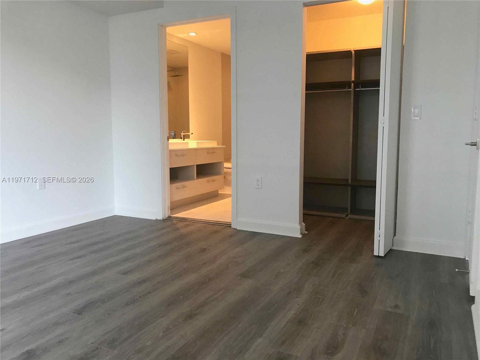 image Brickell Heights East10