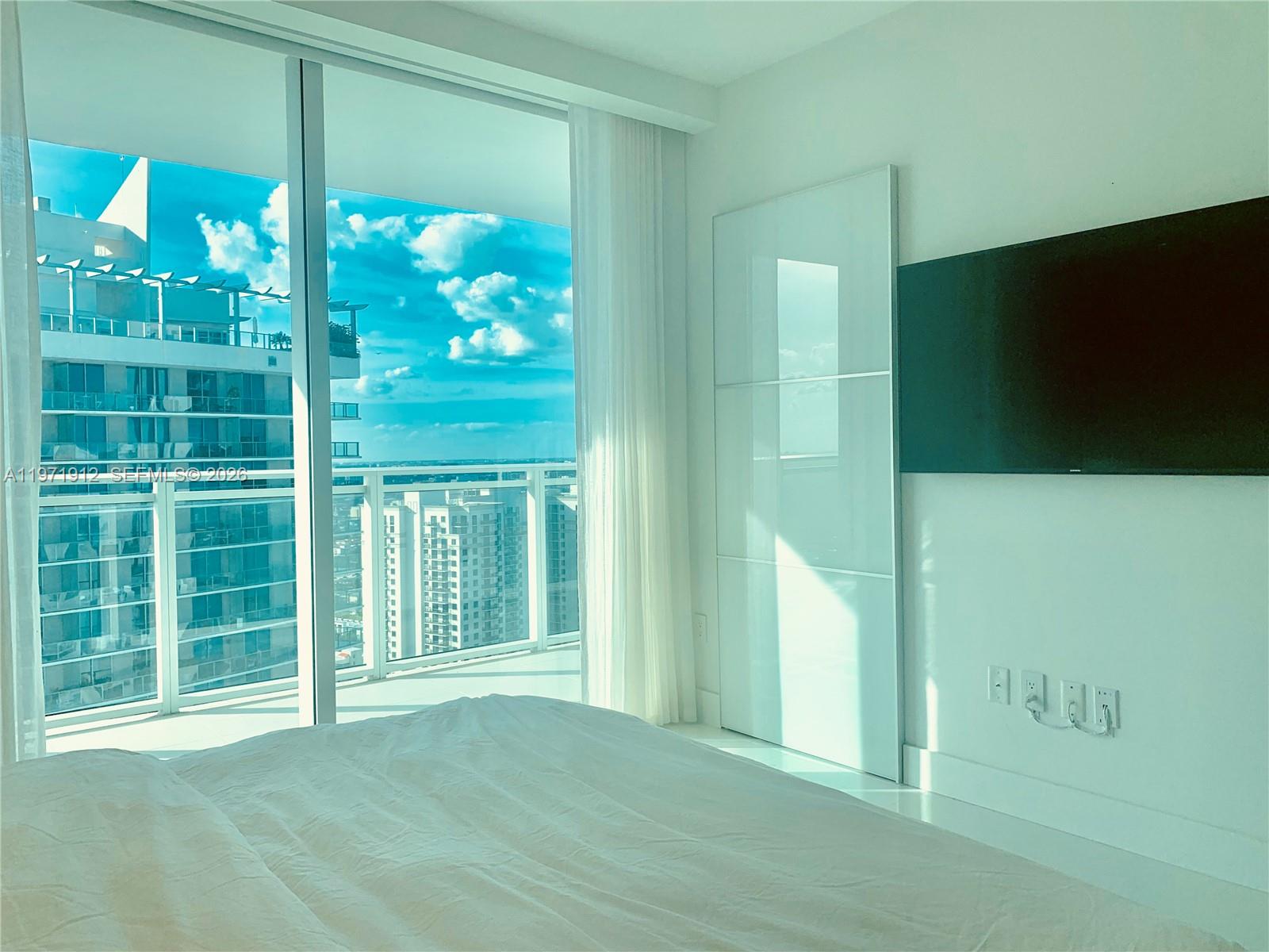 image The Bond on Brickell15