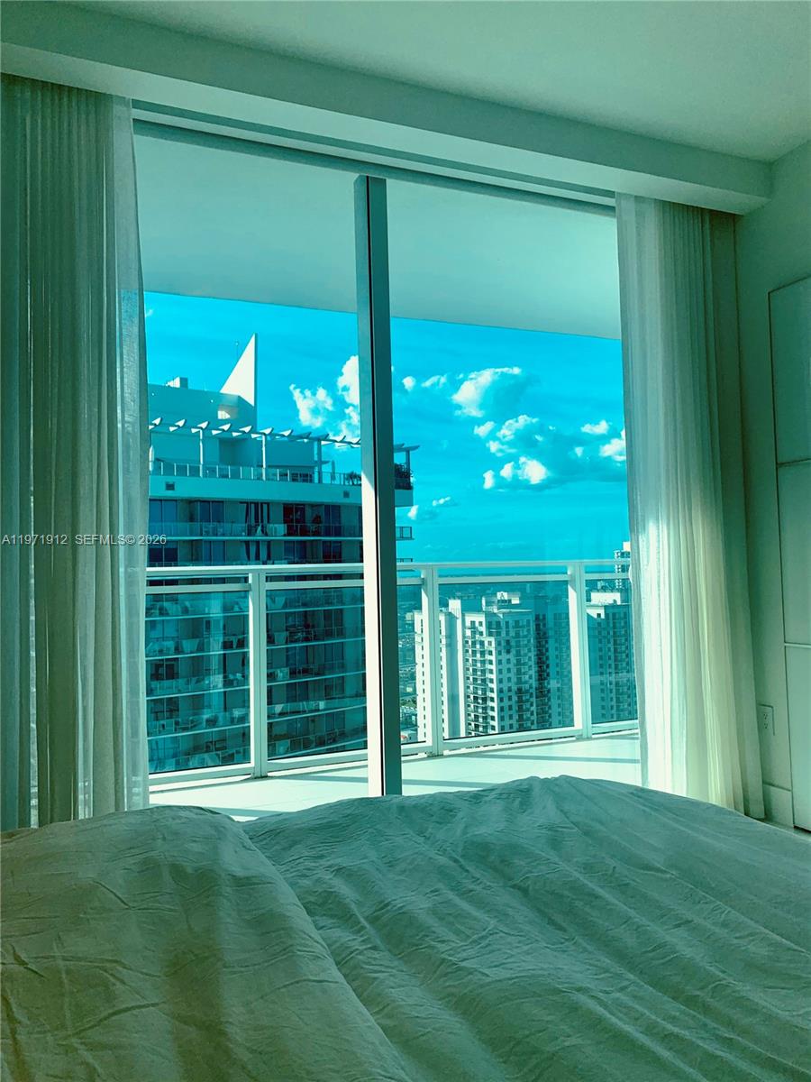 image The Bond on Brickell16