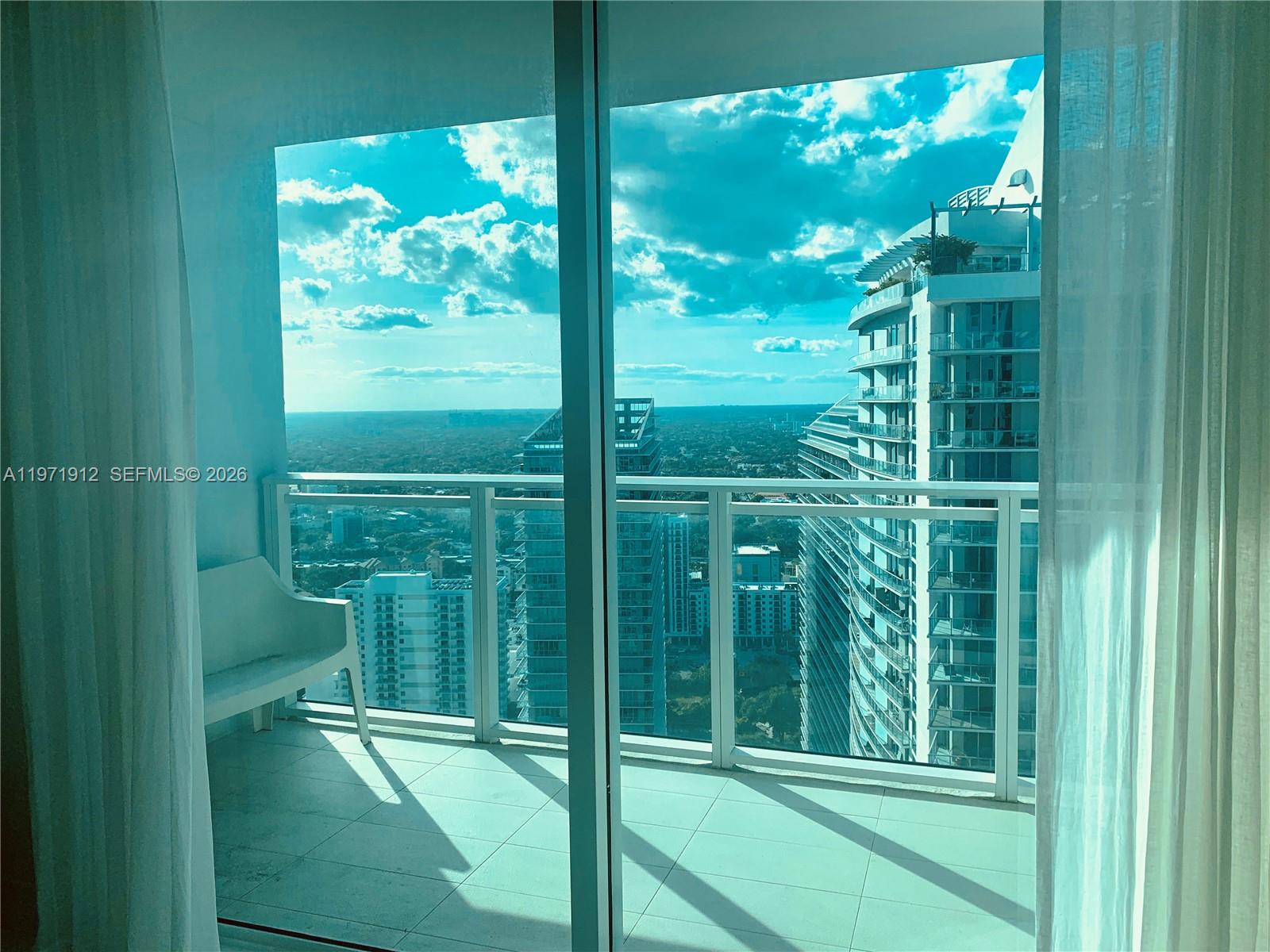 image The Bond on Brickell3