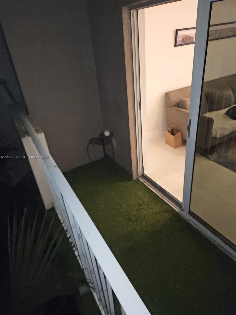 11040 SW 196th St #412 Cutler Bay, FL 33157