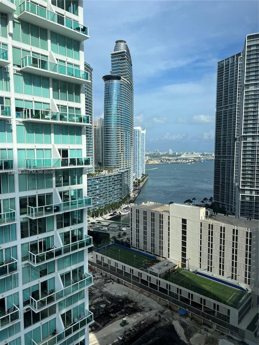 image MyBrickell18