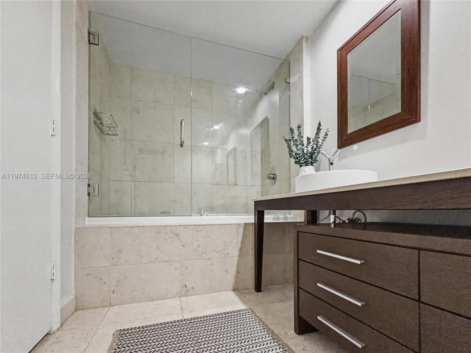 image Icon Brickell I15