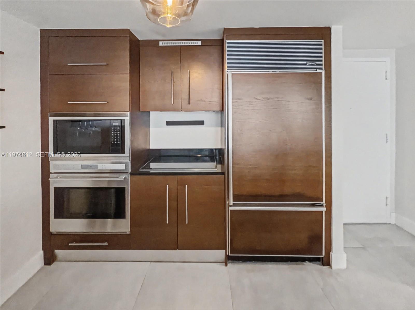 image Icon Brickell I17