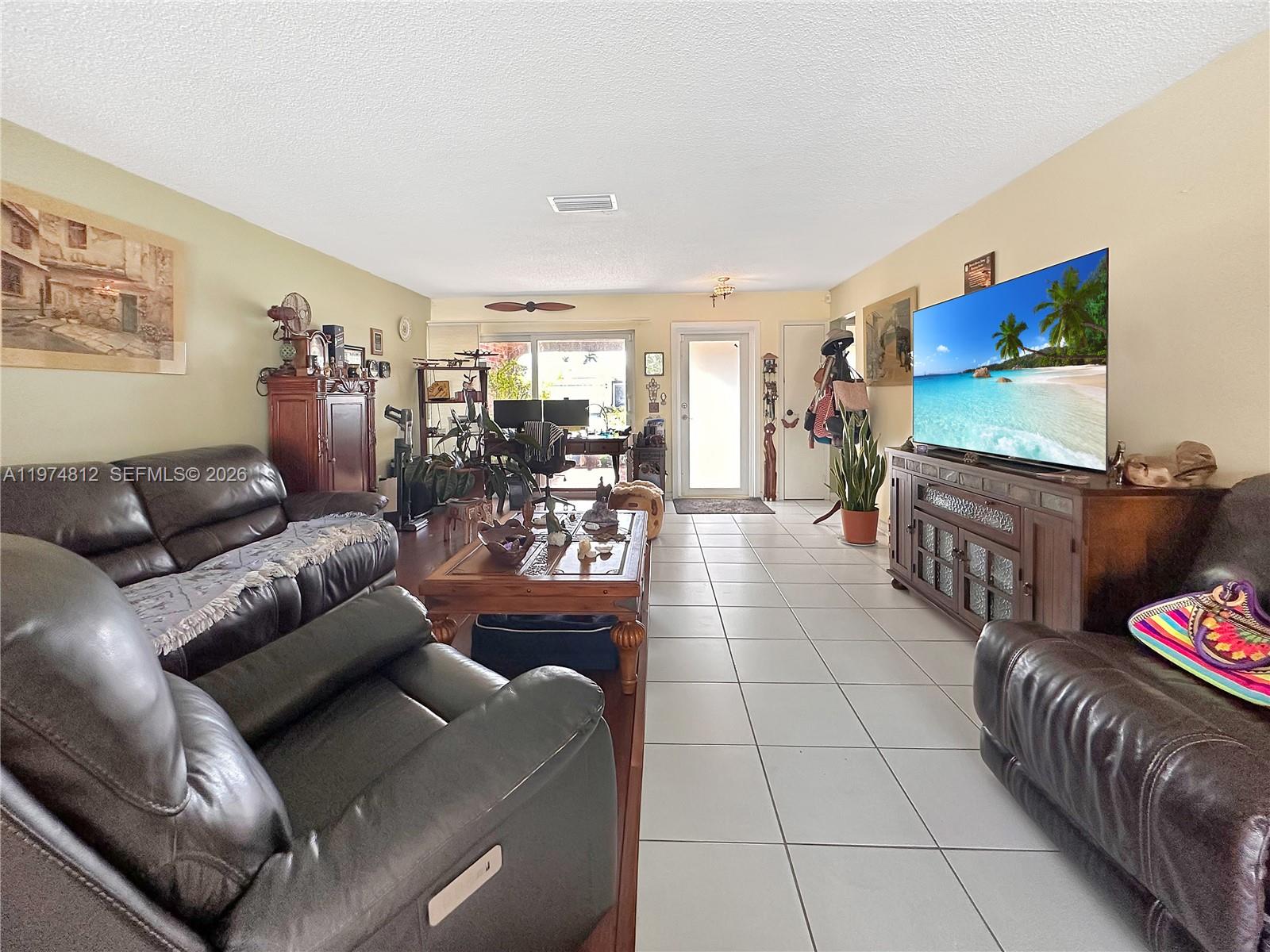 11501 NW 41st St Sunrise, FL 33323