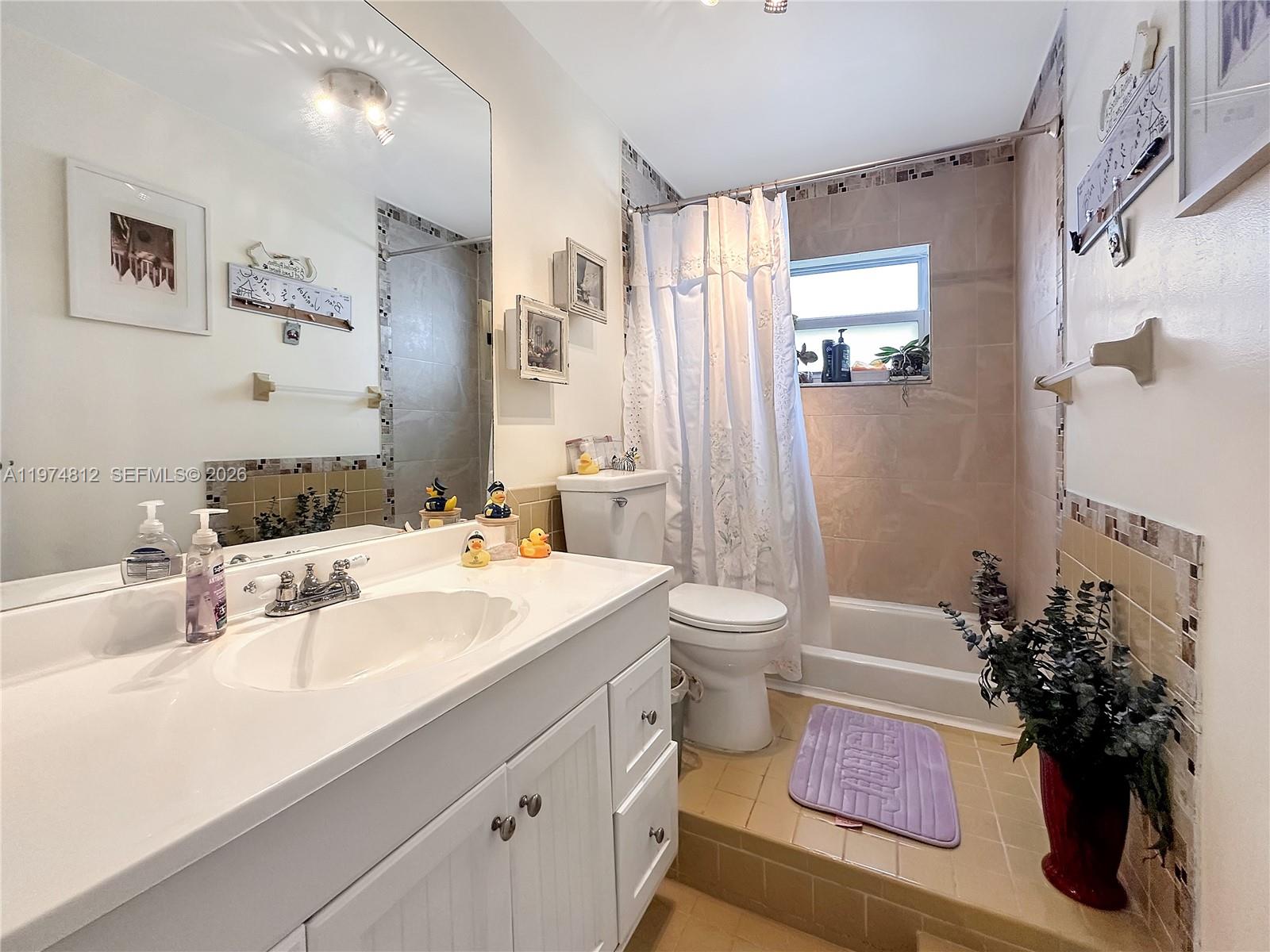 11501 NW 41st St Sunrise, FL 33323