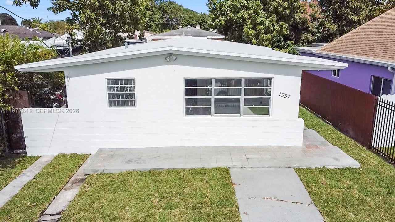 1557 NW 66th St Miami, FL 33147