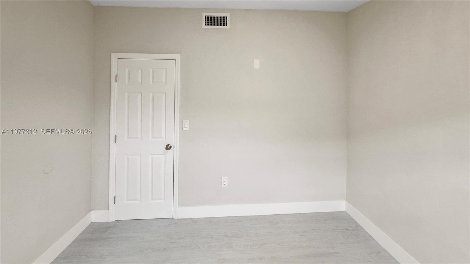 1557 NW 66th St Miami, FL 33147