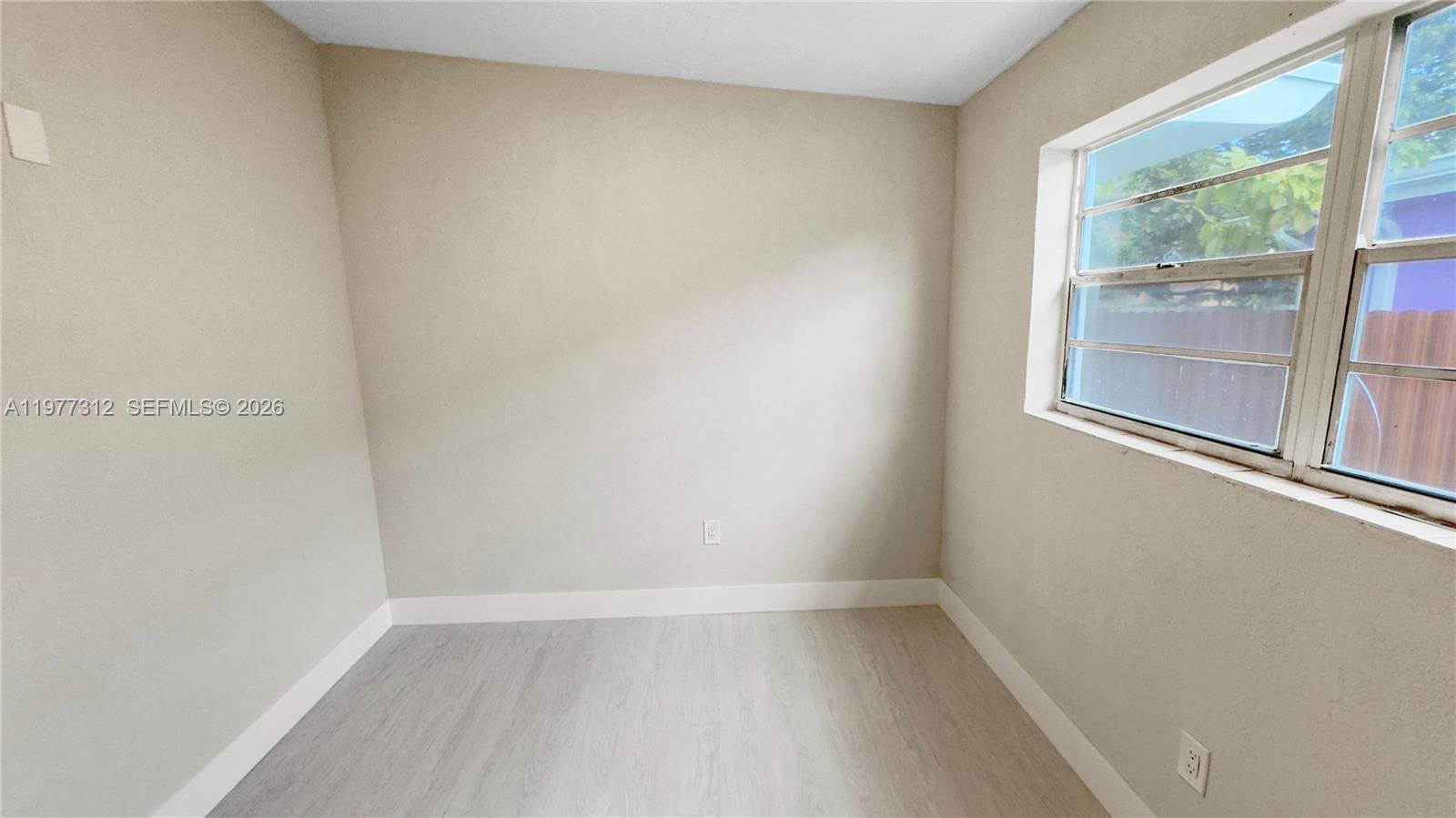 1557 NW 66th St Miami, FL 33147