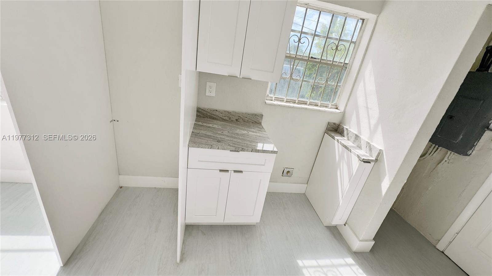 1557 NW 66th St Miami, FL 33147