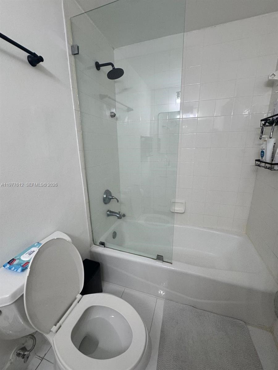 185 SE 14th Ter #812 Miami, FL 33131