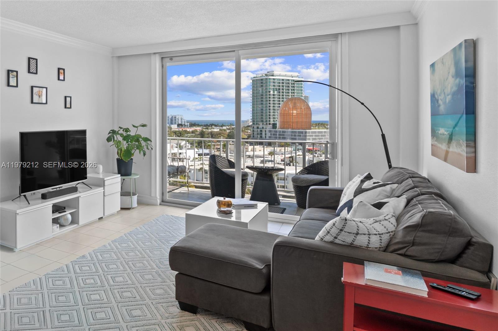 6900 Bay Dr #10H Miami Beach, FL 33141