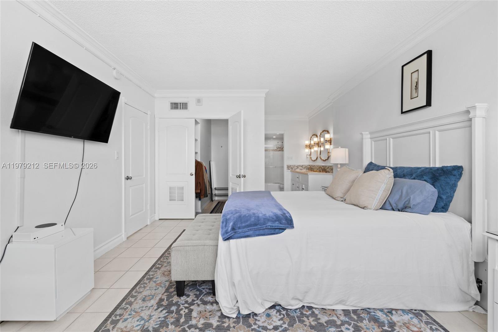 6900 Bay Dr #10H Miami Beach, FL 33141