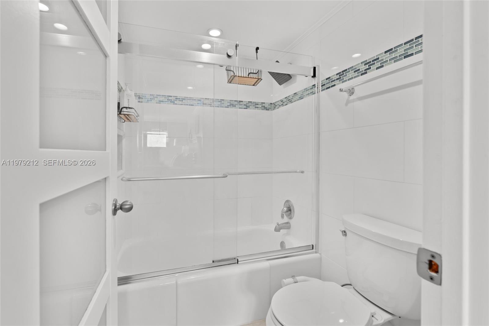 6900 Bay Dr #10H Miami Beach, FL 33141