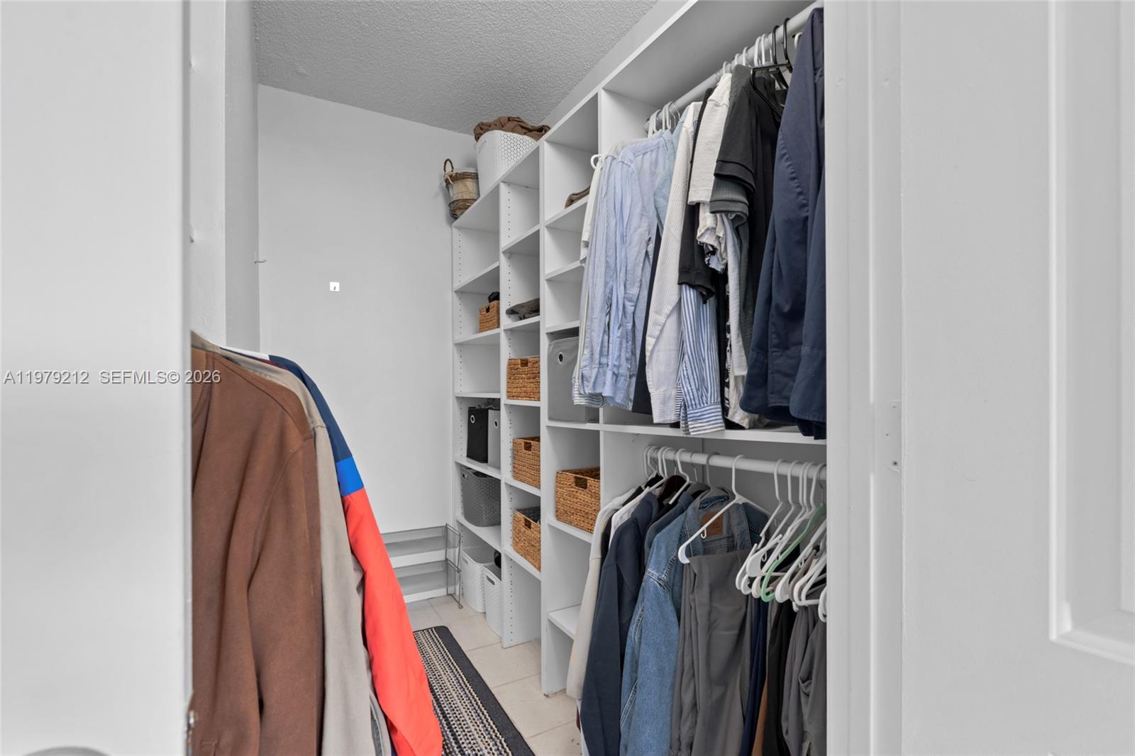 6900 Bay Dr #10H Miami Beach, FL 33141