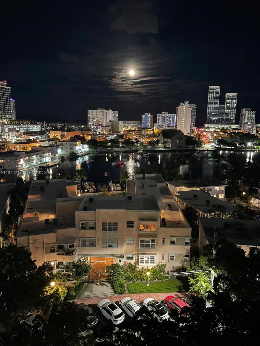 6900 Bay Dr #10H Miami Beach, FL 33141