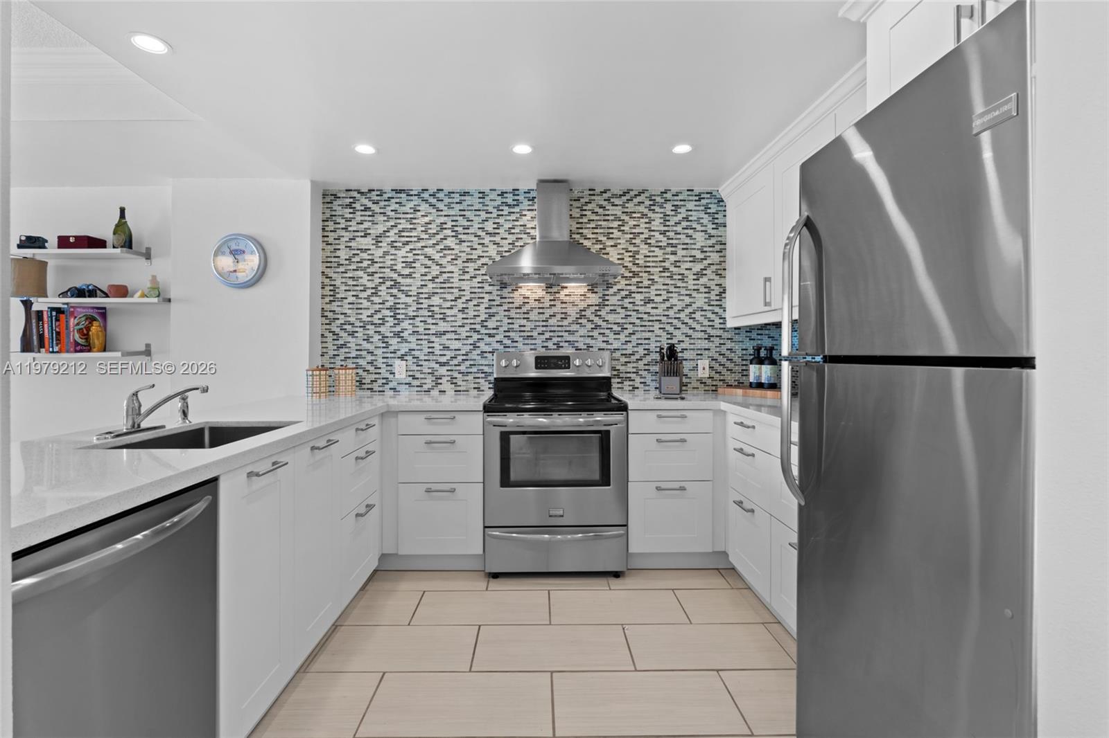 6900 Bay Dr #10H Miami Beach, FL 33141