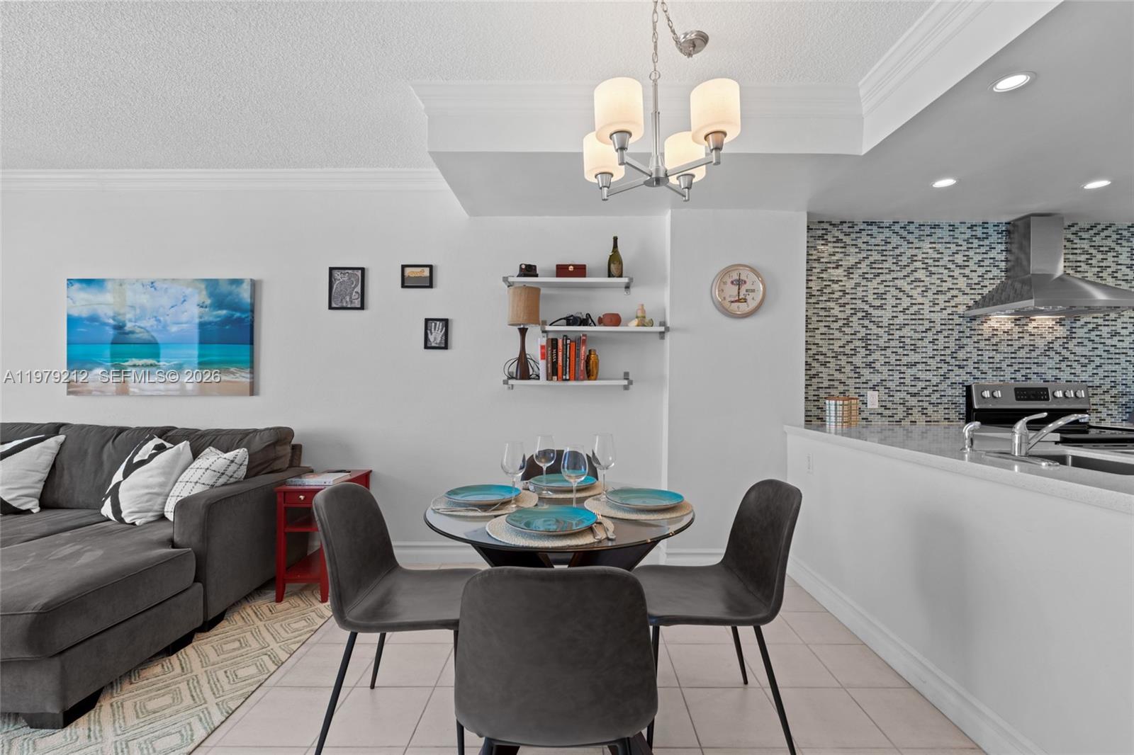 6900 Bay Dr #10H Miami Beach, FL 33141