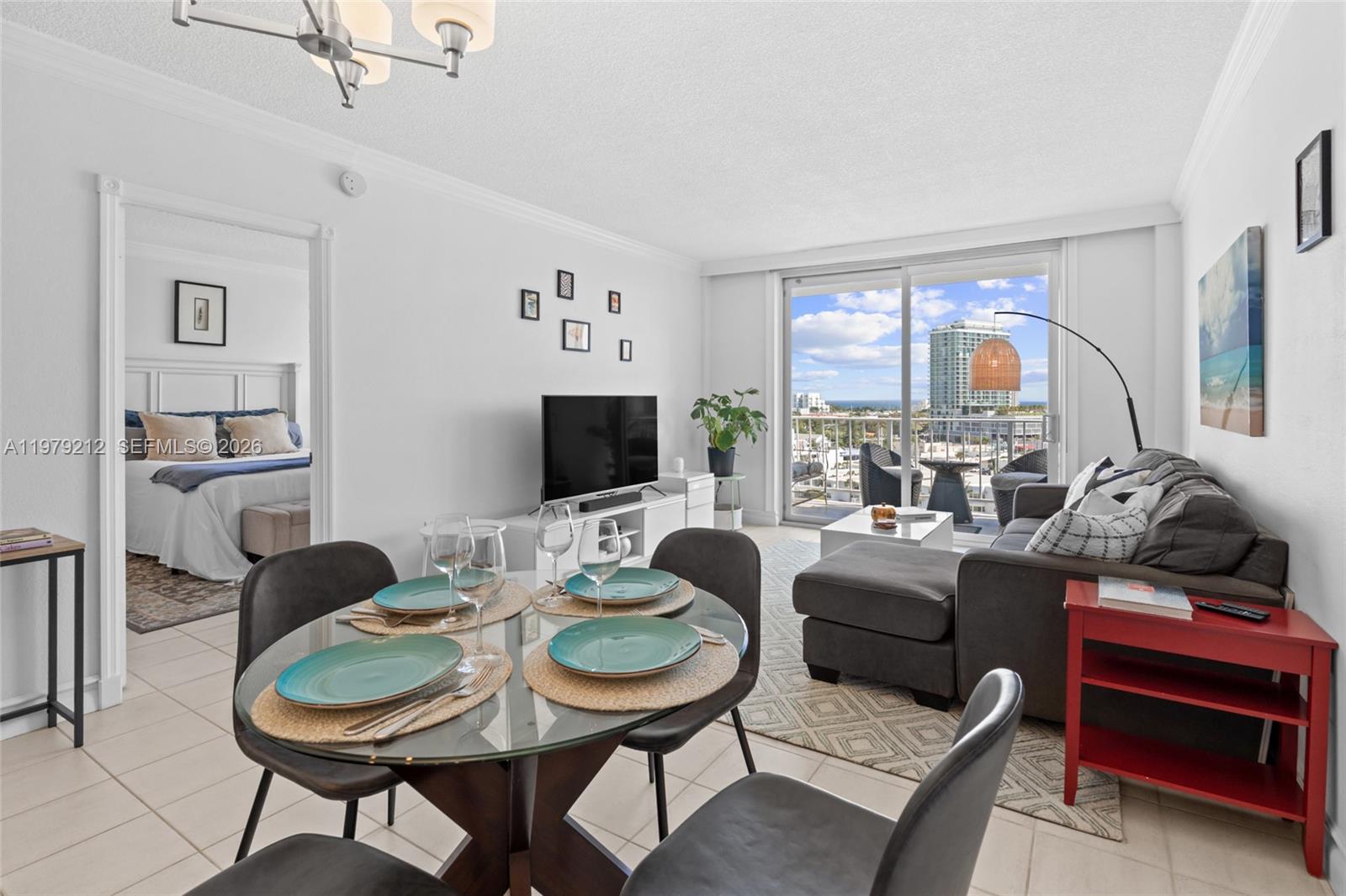 6900 Bay Dr #10H Miami Beach, FL 33141