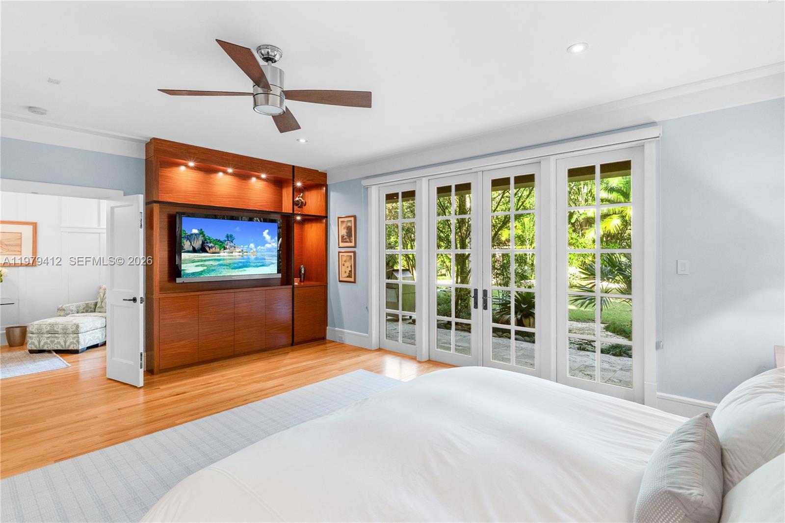 10225 Coral Crk Rd Coral Gables, FL 33156