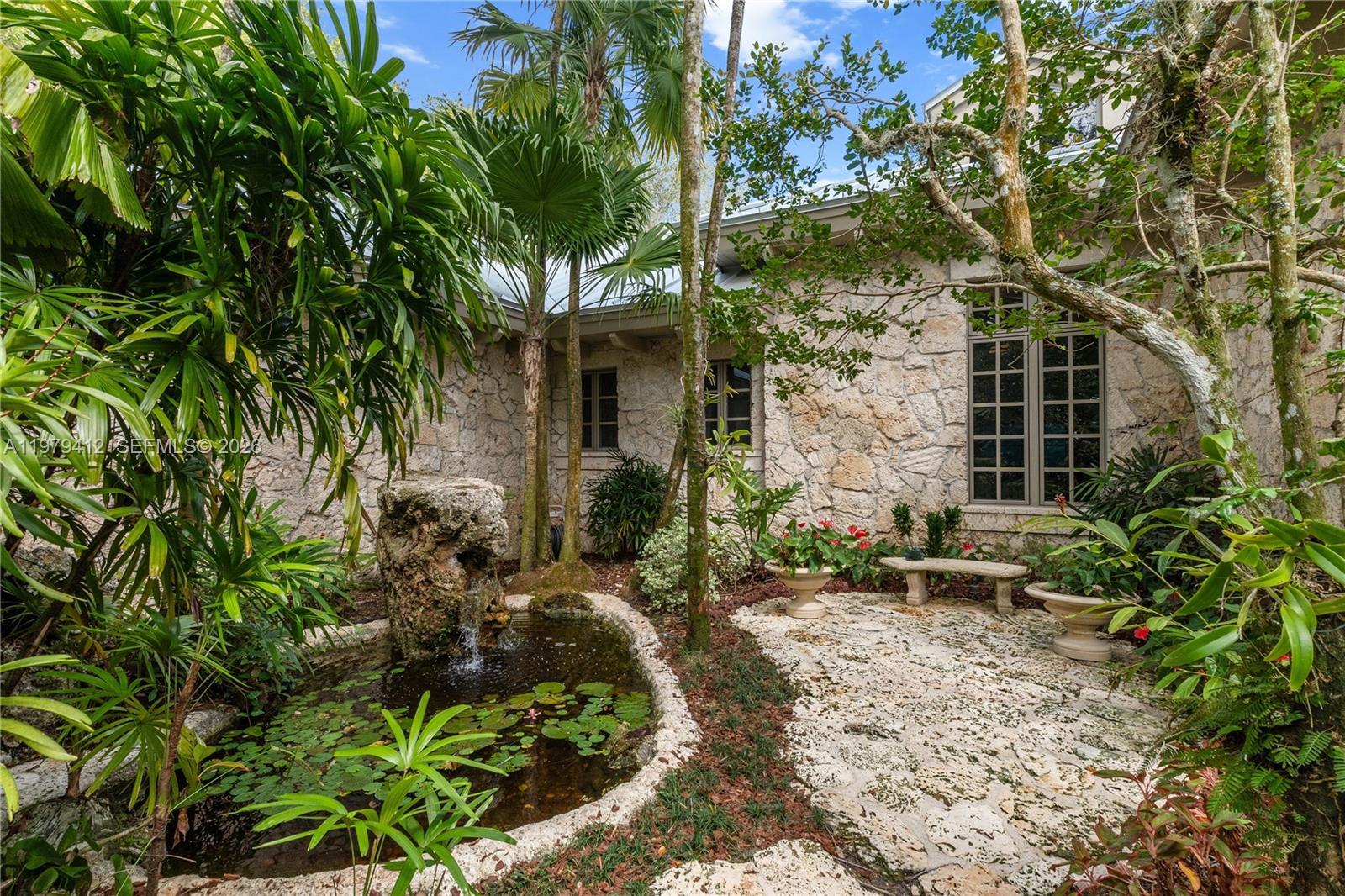 10225 Coral Crk Rd Coral Gables, FL 33156