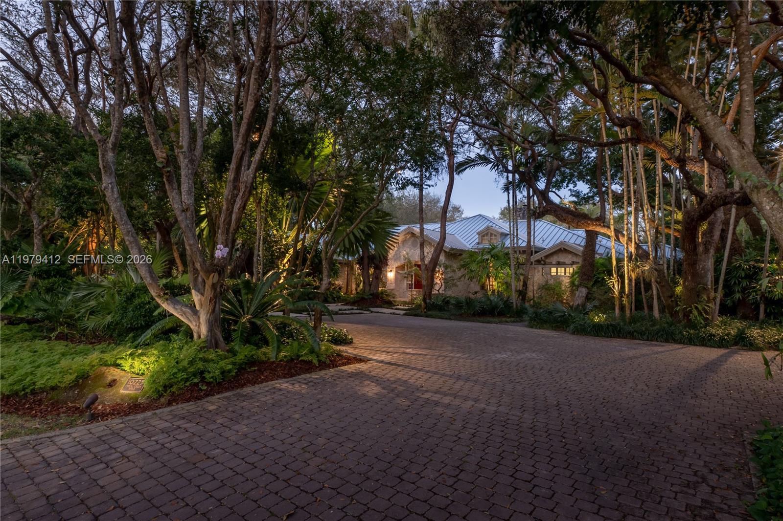 10225 Coral Crk Rd Coral Gables, FL 33156