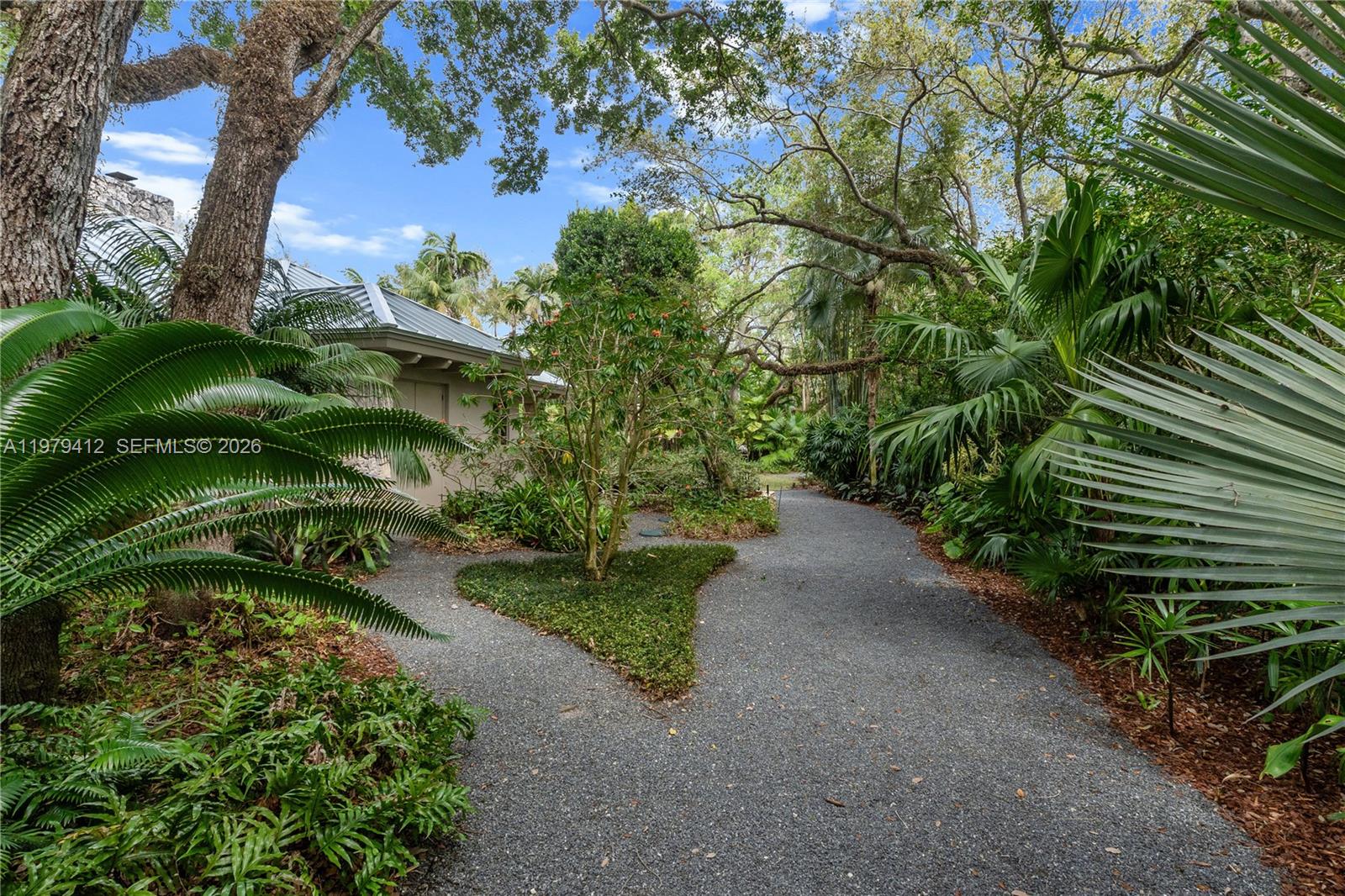 10225 Coral Crk Rd Coral Gables, FL 33156