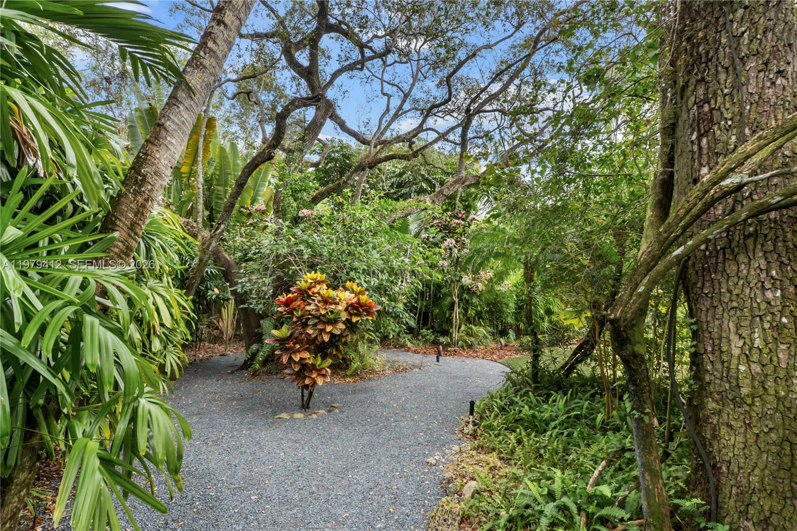 10225 Coral Crk Rd Coral Gables, FL 33156