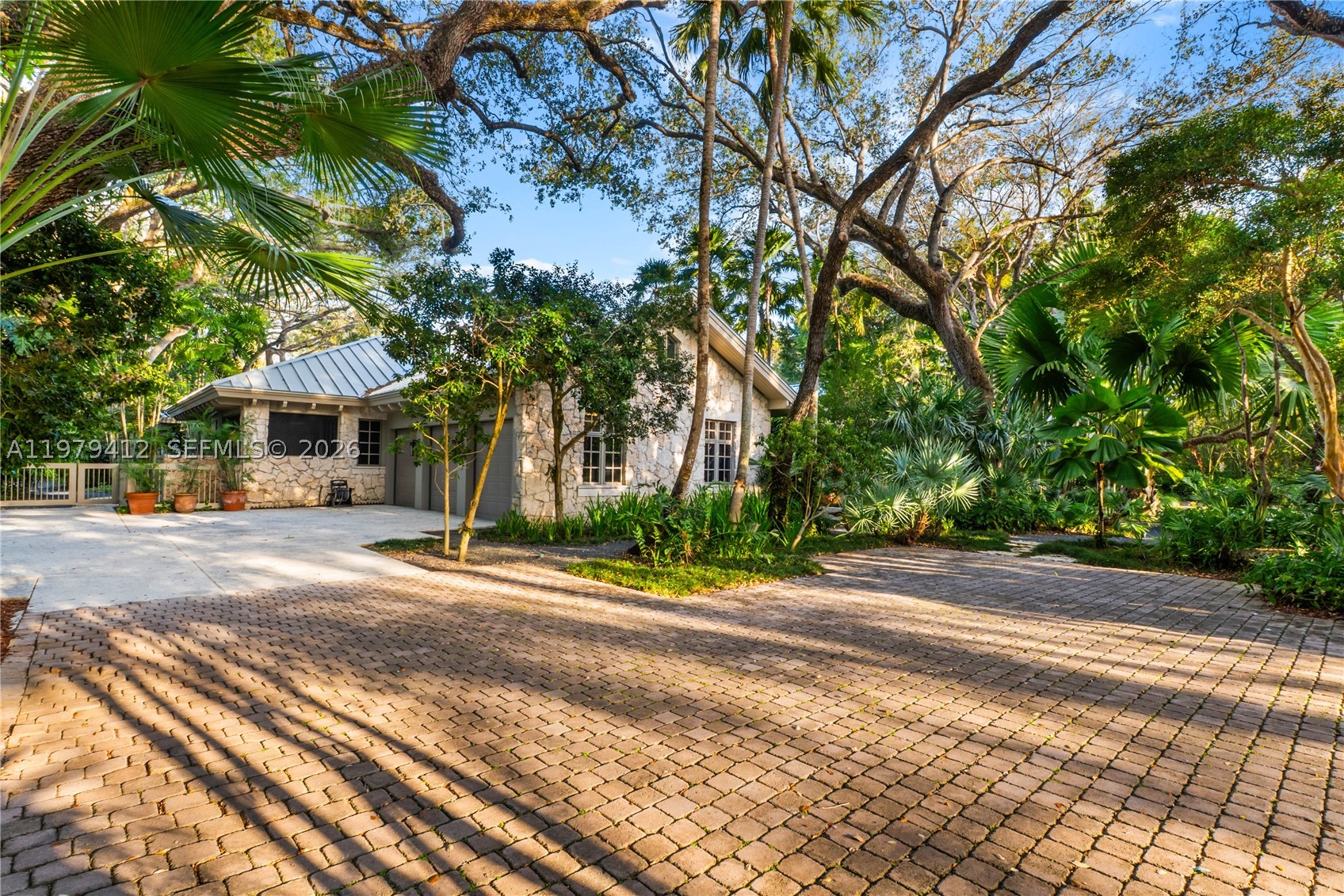 10225 Coral Crk Rd Coral Gables, FL 33156