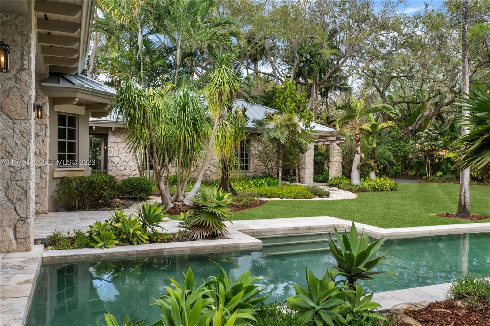 10225 Coral Crk Rd Coral Gables, FL 33156